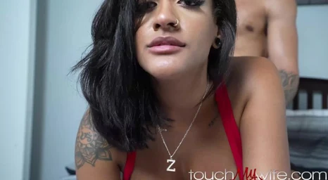 Zoey Sinn caught spying on her cheating husband's yam-sized bumpers as she cheats with a stranger